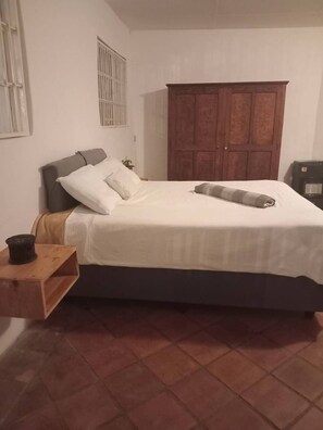 Room - Room-jasmin Cottage Brixton (Johannesburg)