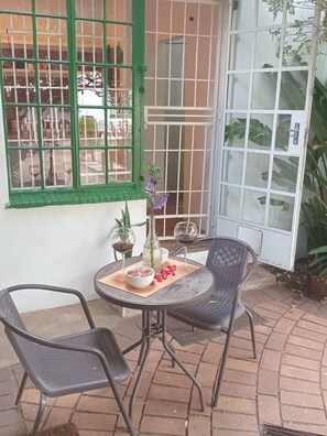 Room, 1 Bedroom | Outdoor dining