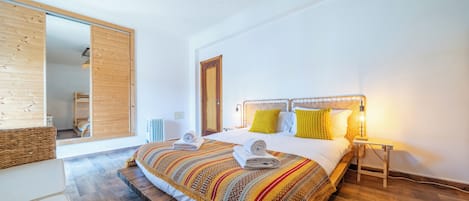 2 Schlafzimmer, Bügeleisen/Bügelbrett, WLAN, Bettwäsche