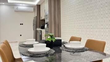 Superior appartement, balkon | Dineren