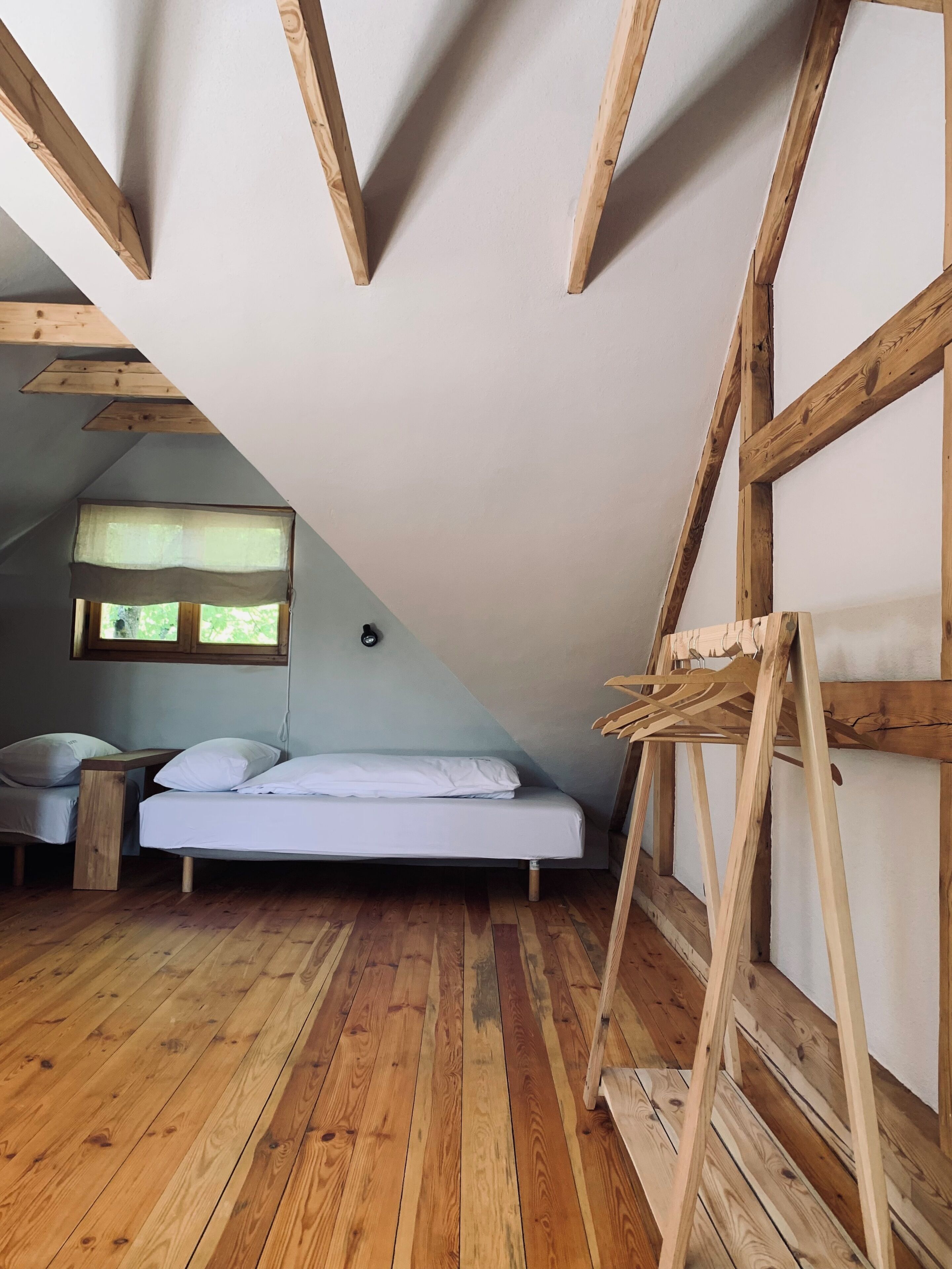 Desk, laptop workspace, iron/ironing board, free WiFi
