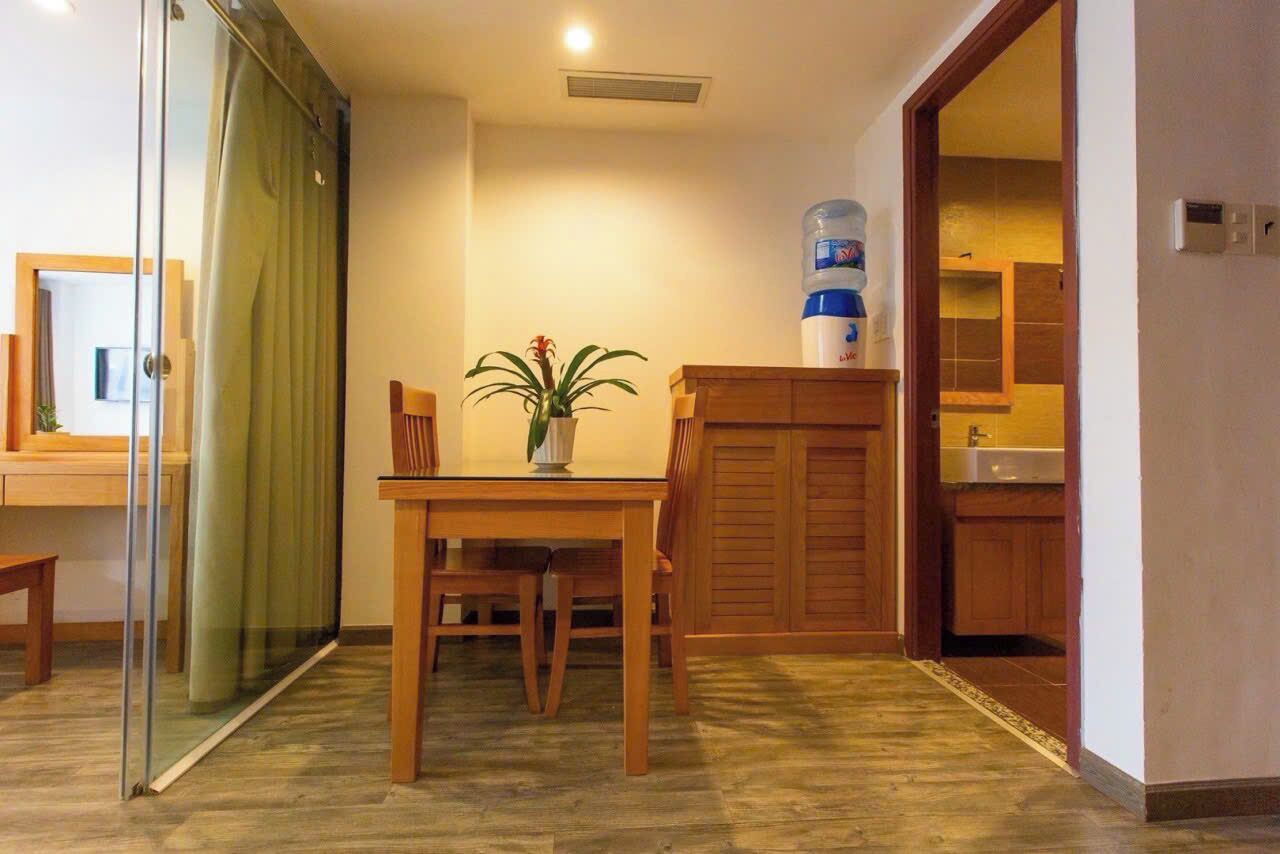 Standard Studio | Dining