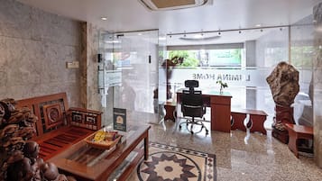 Sảnh tiếp tân