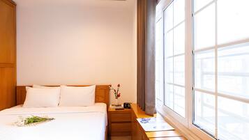 Premium Studio, City View