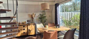 Detached vacation home in a quiet park