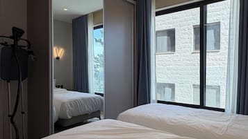 Apartment, 1 Bedroom, Accessible, Smoking | 1 bedroom