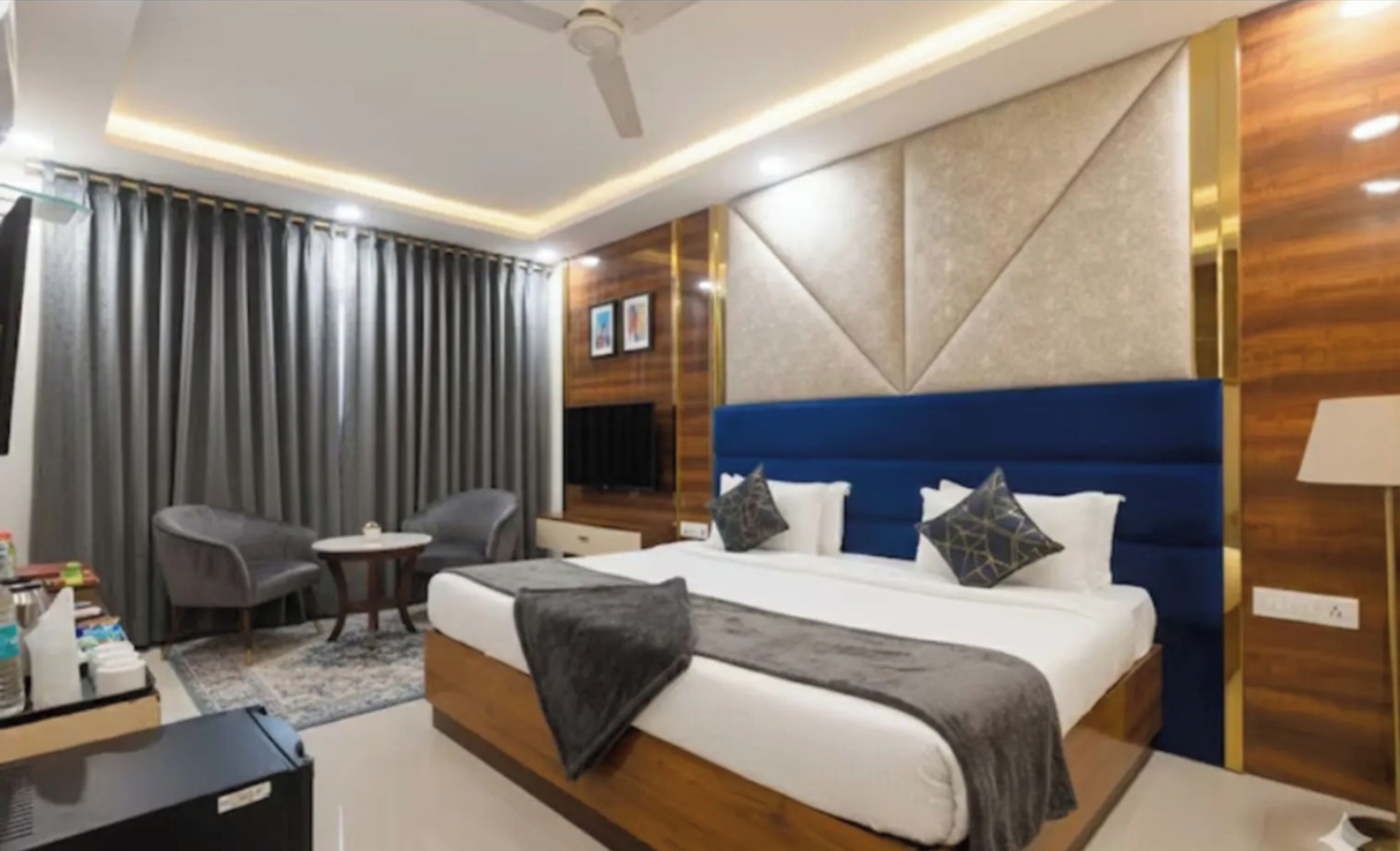 In-room safe, desk, laptop workspace, blackout curtains