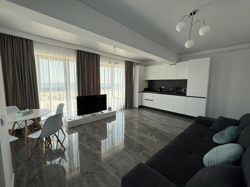 Seaside getaway | Luxury apartment