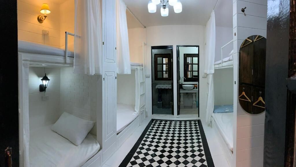 Standard Family Room | Free WiFi