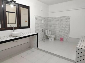 Holiday Home | Bathroom - At Night (Mueang Chumphon)