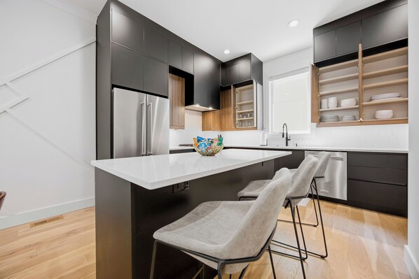 Fridge, microwave, oven, stovetop