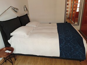 2 chambres, accĂšs Internet, draps fournis