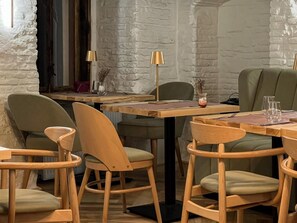 Dining - Barrique Studio 5 (Brașov)