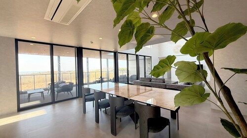 Newly built villa｜470+ sq.m. mansion overlooking the ocean and Mt.
