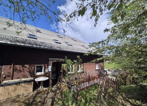 Exterior - Historic Meets Modern: Vacation Apartment in the Heart of the Black Forest (Feldberg (Schwarzwald))