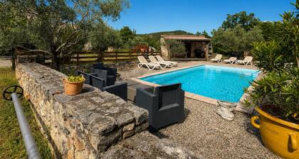 Chez Polo - House with swimming pool in Vallon-Pont-d'Arc