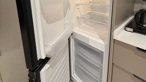 Ảnh chưa phân loại, 2 trong số 22 ảnh, nút