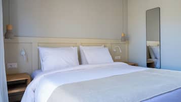 Superior Room with Shared Pool