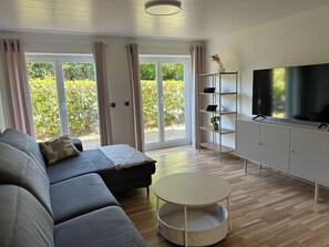 Living area - Vrbo Property (Pünderich)