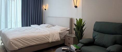 Apartment, 1 Bedroom, Accessible, Smoking