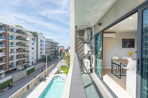 Outdoor pool - New Coastal 2BR Best Location Boat Avenue-Bangtao I Bella Space (Tambon Choeng Thale)