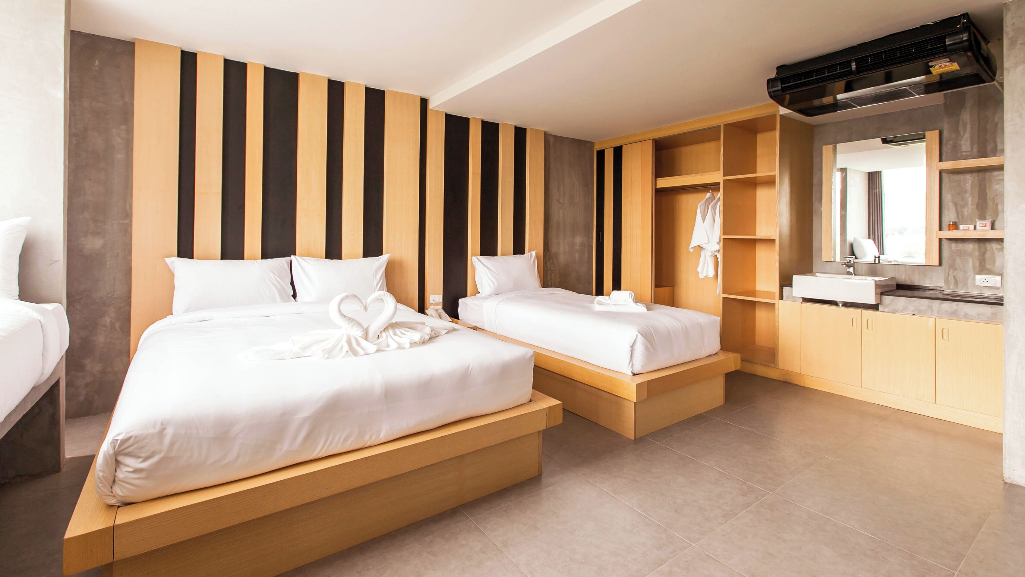 Wifi gratis y ropa de cama 