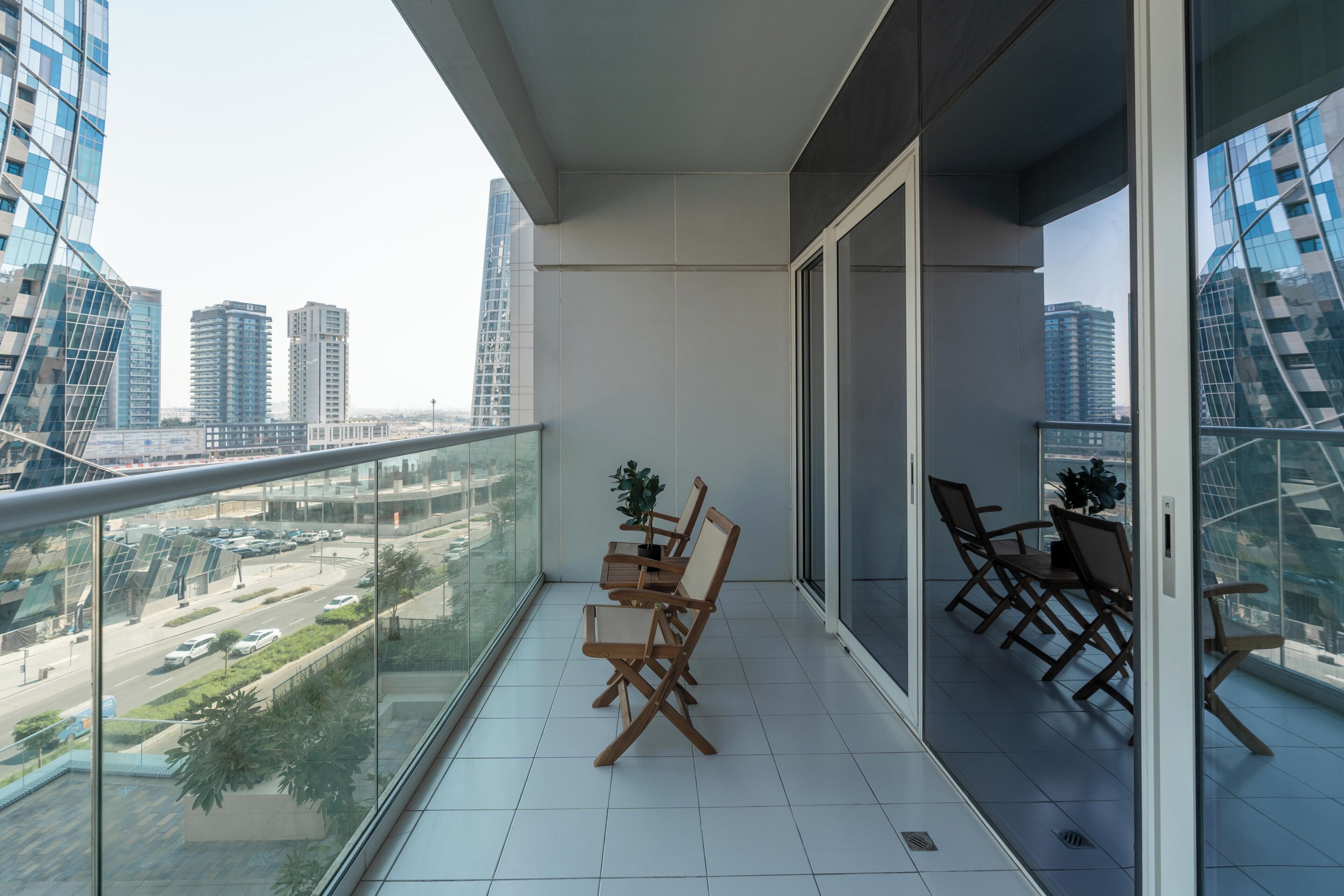 Apartamento urbano, 1 quarto, vista para a cidade | Sacada