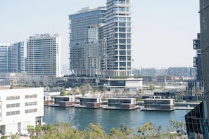 City-Apartment, 1 Schlafzimmer, Stadtblick | Blick auf den See