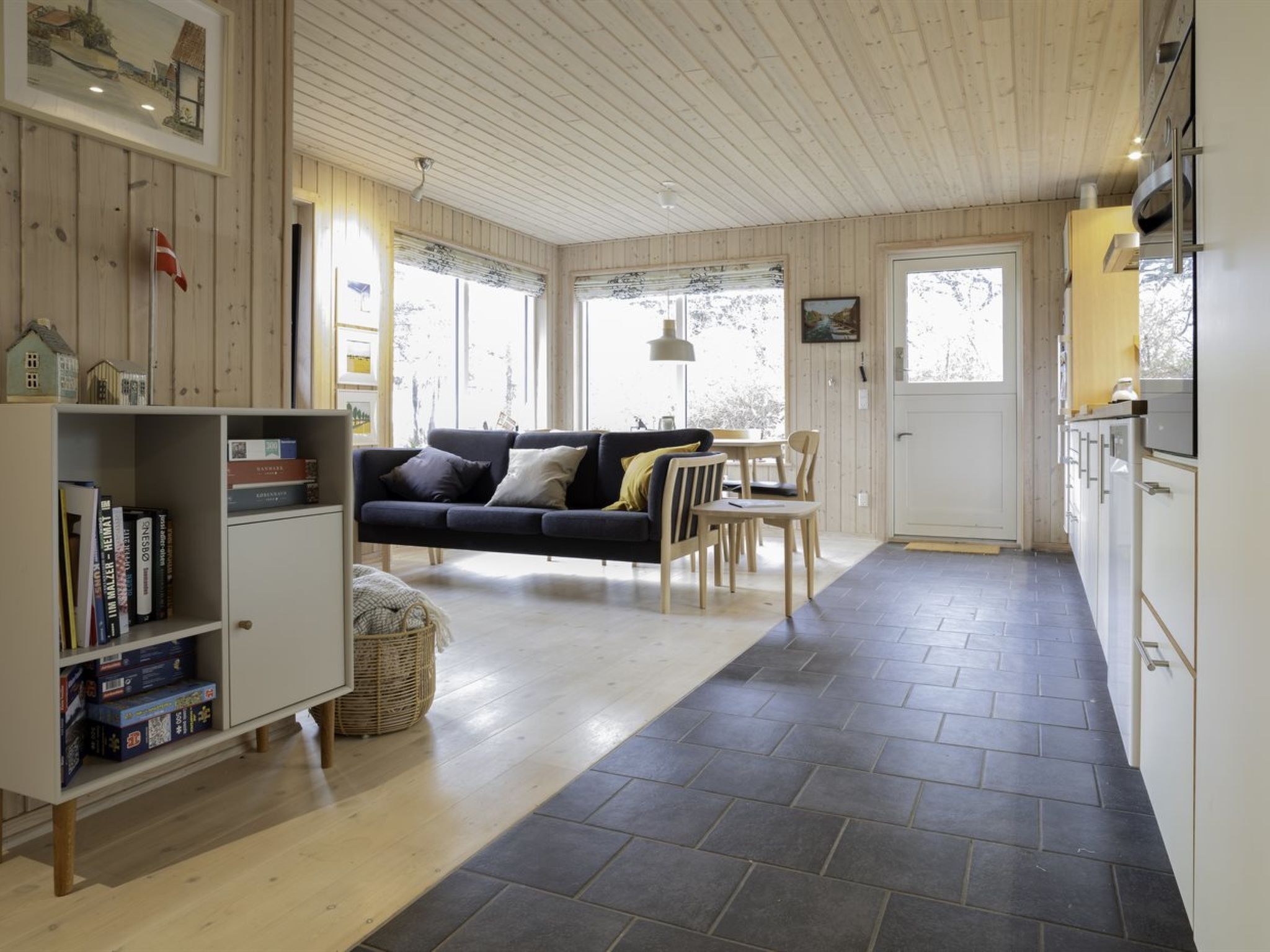 Fernseher, Kamin