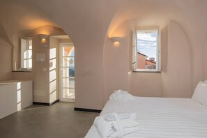 1 bedroom, WiFi, bed sheets - Apartment 'Lavanda' with Sea View, Wi-Fi and Air Conditioning (Olle-Viotti)