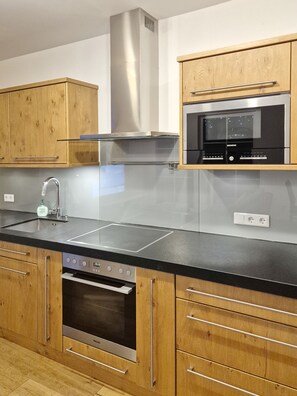 Coffee/tea maker, fridge, microwave, oven - KitzNest Kaprun (Kaprun)