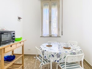 Dining - Al mare by Interhome (Castiglioncello)