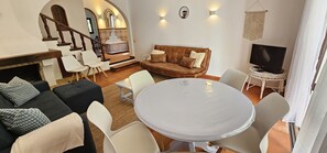 TV - Villa Maria Cecília (Vilamoura)