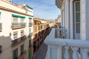 House - Bright Apartment in Granada Center San Anton 301 (Granada)