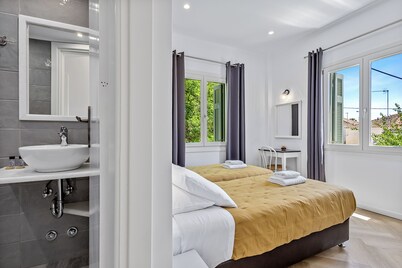 Kamelia Hotel