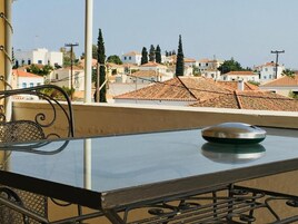 Superior Double or Twin Room, Balcony, Mountain View | Outdoor dining