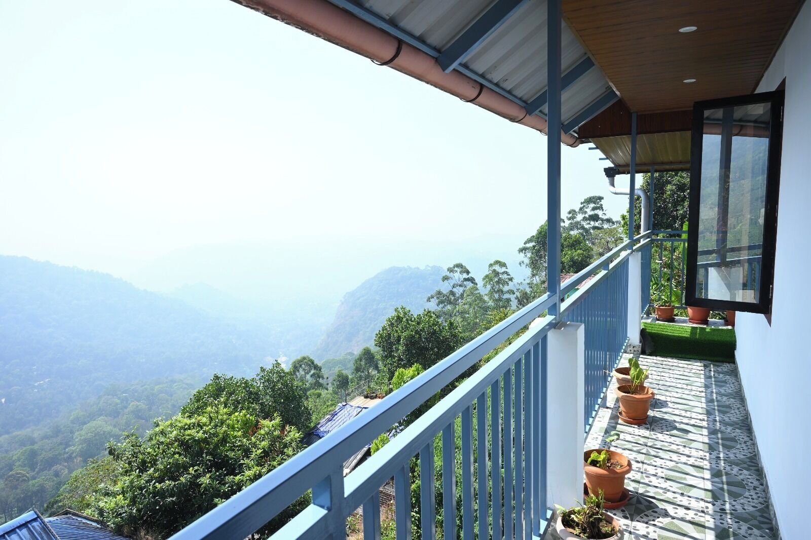 Standard Double Room, Mountain View | Property grounds