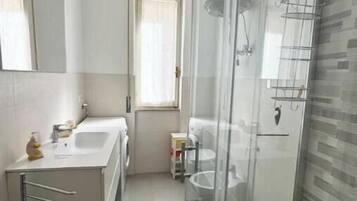 Dusche, Haartrockner