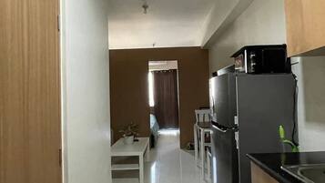 Economy Apartment, Balcony, City View | Interior