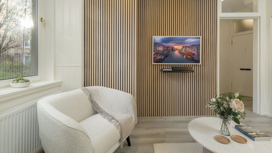 Modern Wheatfield Apartment
