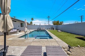 Pool - San Jacinto Skyline - A Ryson Property (Palm Springs)