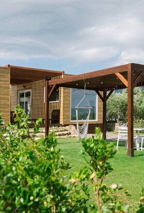 Terrace/patio - Macondo Agriliving - Tiny House Eucalipto (Castiadas)
