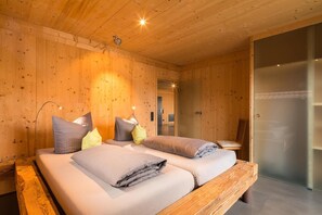 Spa - Apartment Spätburgunder with Shared Pool, Garden, and Wi-Fi (Auggen)