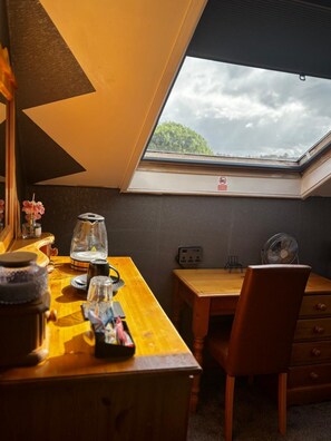 Dining - KAYUMBA Properties LTD (WEST YORKSHIRE)