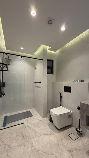 Apartment, 1 Bedroom, Accessible, Smoking | Bathroom - 213 Tara-jre Jabal Al Lweibdeh With Stunning View (Amman)