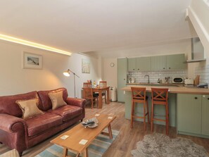Interior - Wheelwright Cottage (Moreton-in-Marsh)