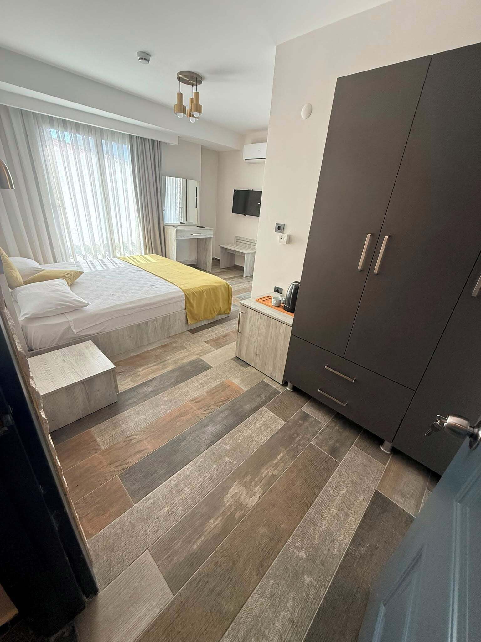 Exclusive Room | Free WiFi