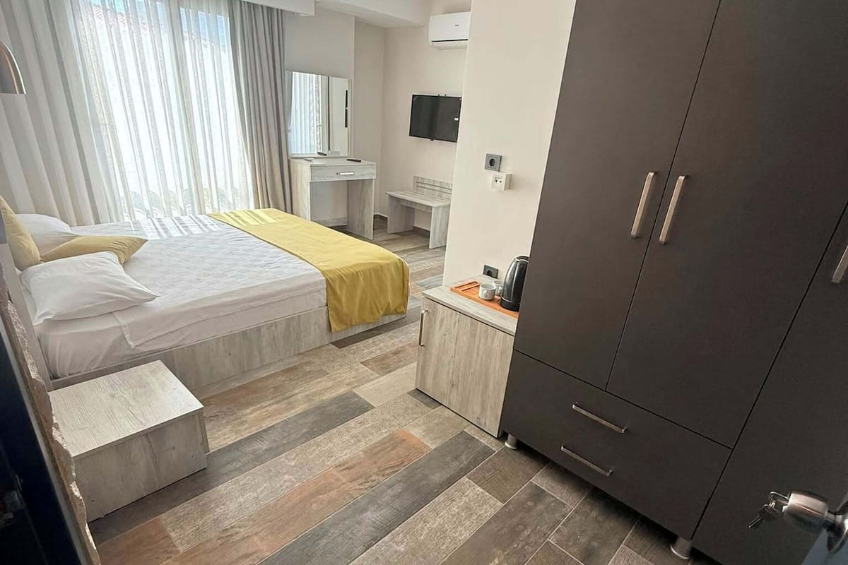 Exclusive Room | Free WiFi