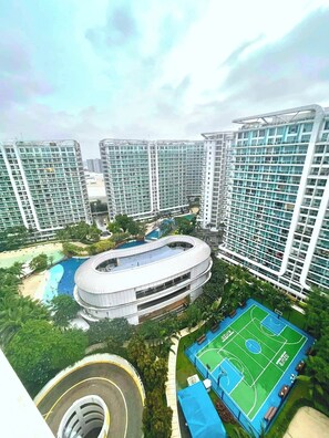 Sports court - Cozy 1-bedroom condo in Paranaque near NAIA (Paranaque)