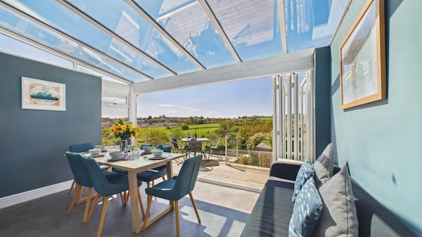Stone's Throw - 3 Bed Holiday Home - Saundersfoot - Saundersfoot